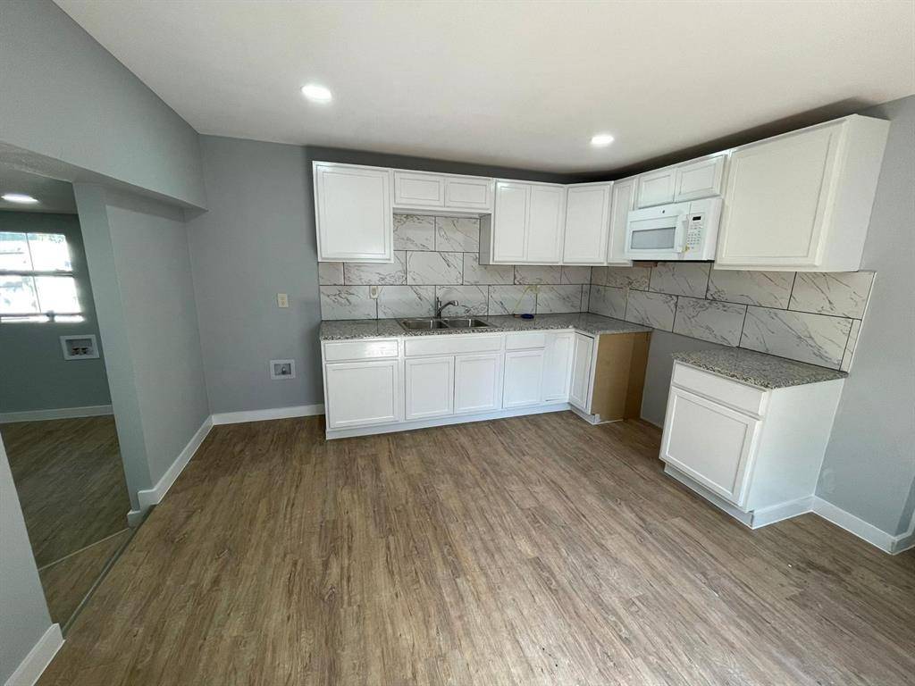 8323 Lapanto Lane #B, Dallas, TX 75227