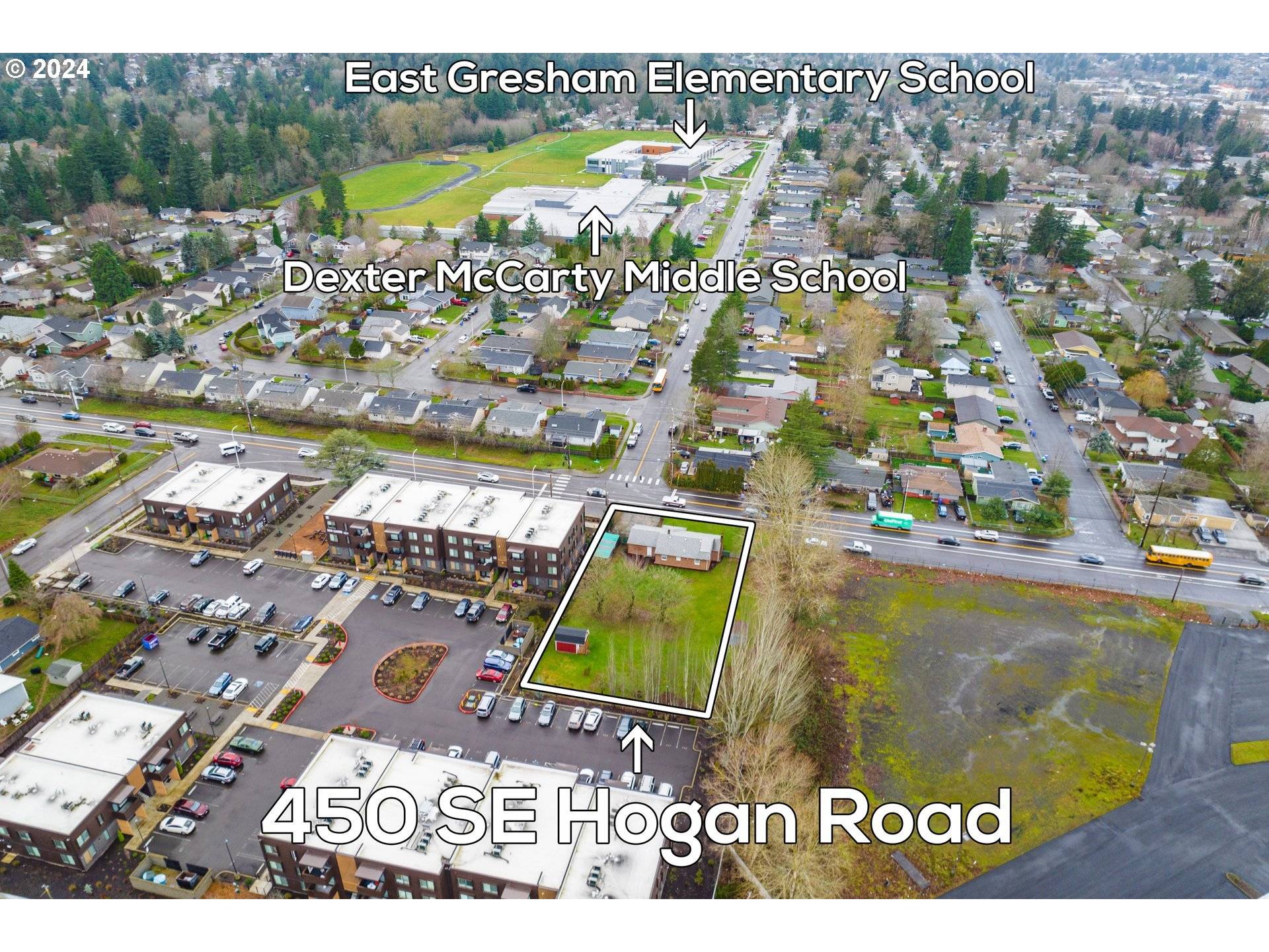 450 SE HOGAN RD, Gresham, OR 97080