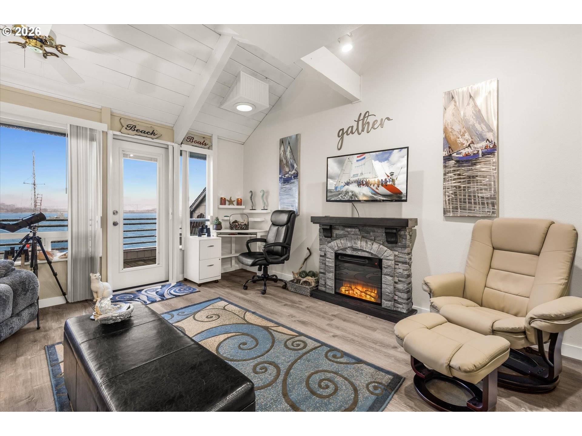 1000 SE BAY BLVD #140, Newport, OR 97365