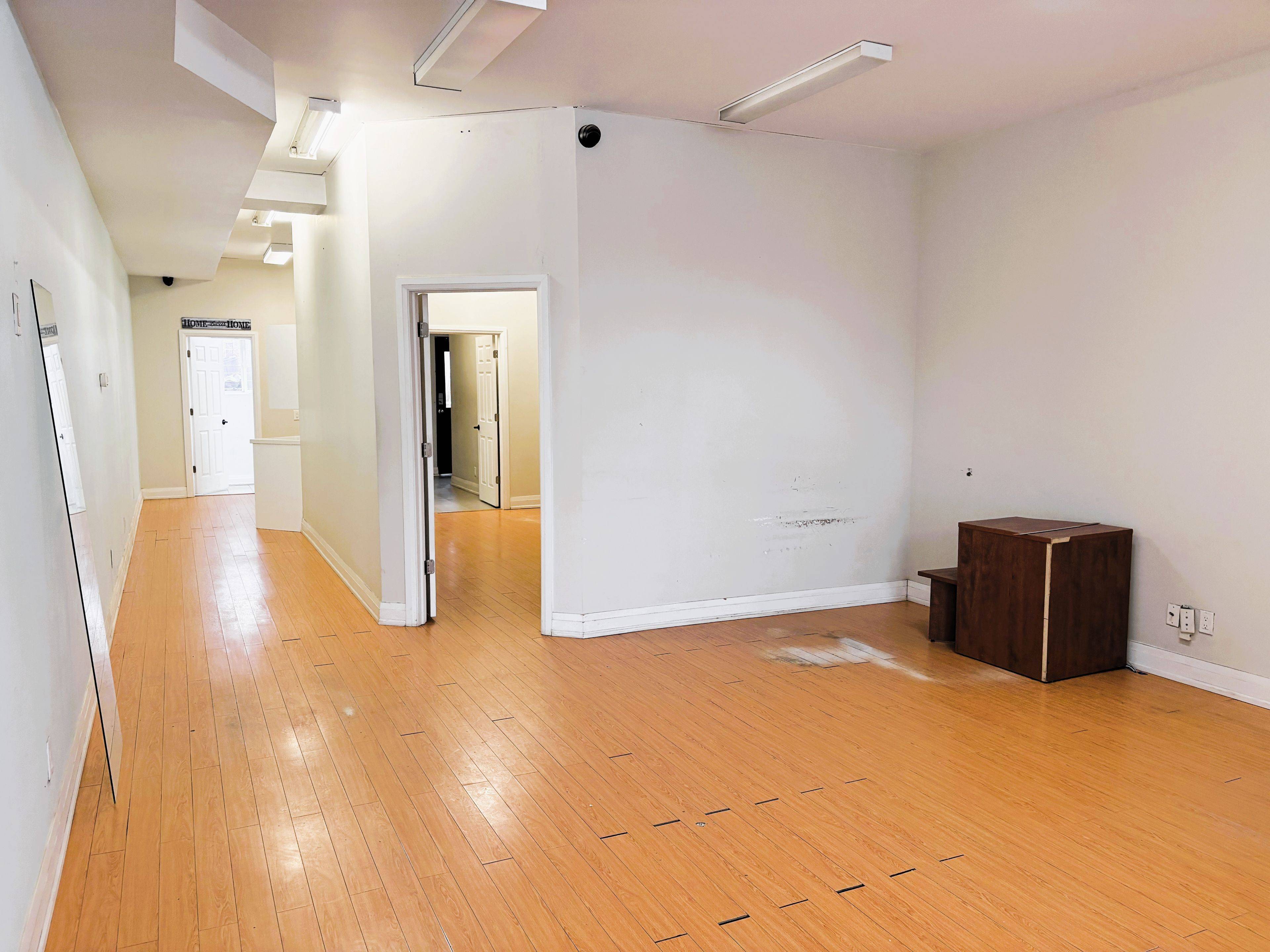 269 Scarlett RD, Toronto W03, ON M6N 4L1