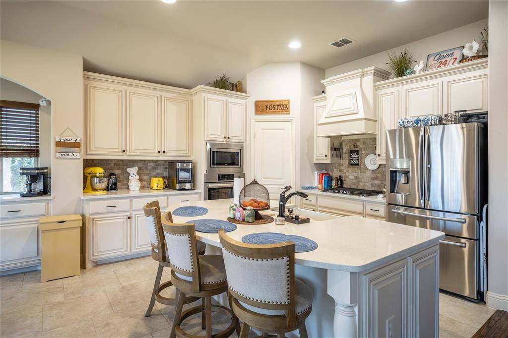 9013 Athens Drive, Denton, TX 76226