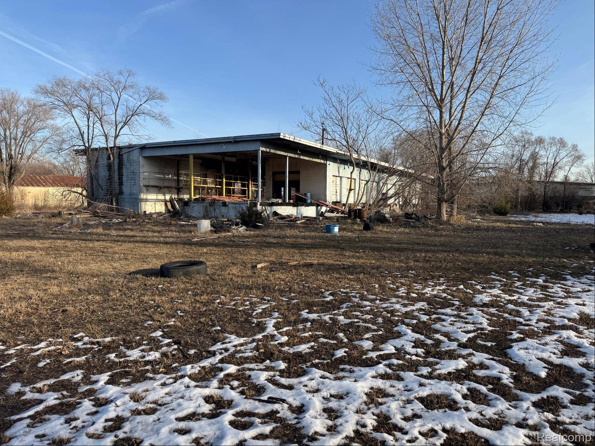 1221 N Niagara ST, Saginaw, MI 48602