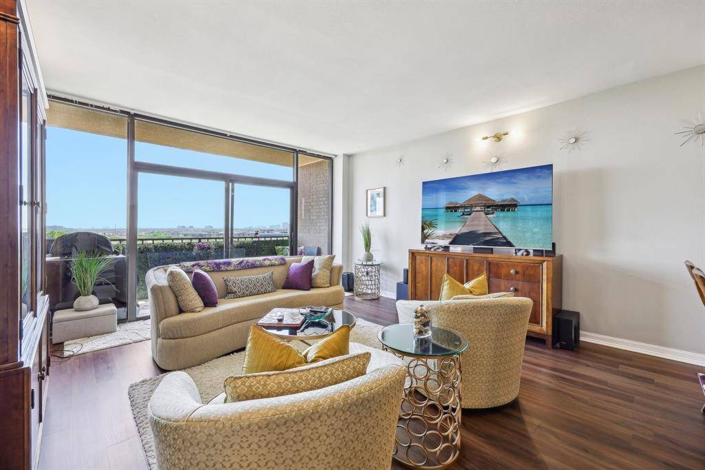 5200 Keller Springs Road #815, Dallas, TX 75248