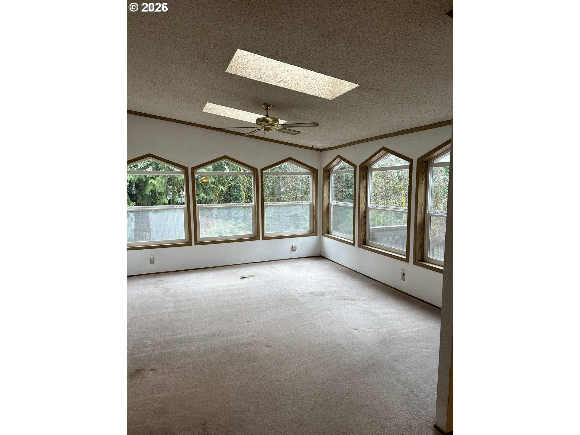 8555 SE MAYBERRY LN, Boring, OR 97009