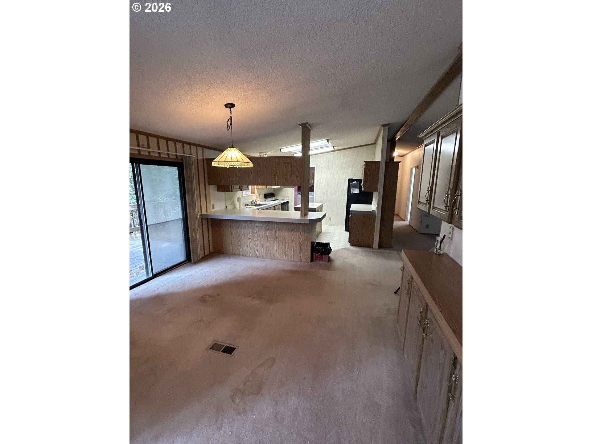 8555 SE MAYBERRY LN, Boring, OR 97009