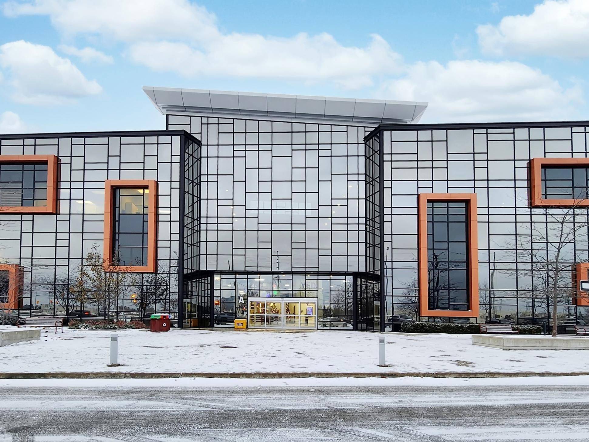 7250 Keele ST #90, Vaughan, ON L4K 1Z8