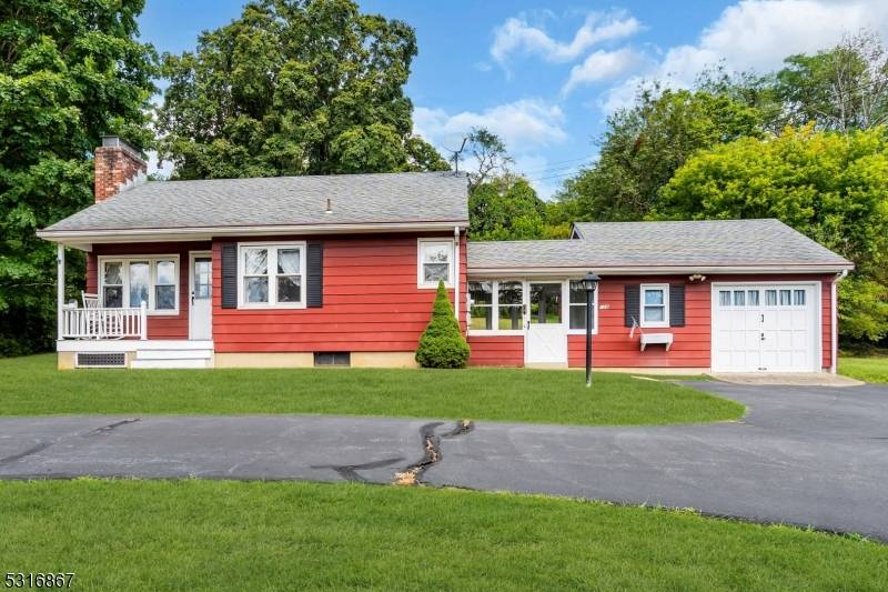 128 Annandale High Bridge Rd, Clinton Twp., NJ 08801