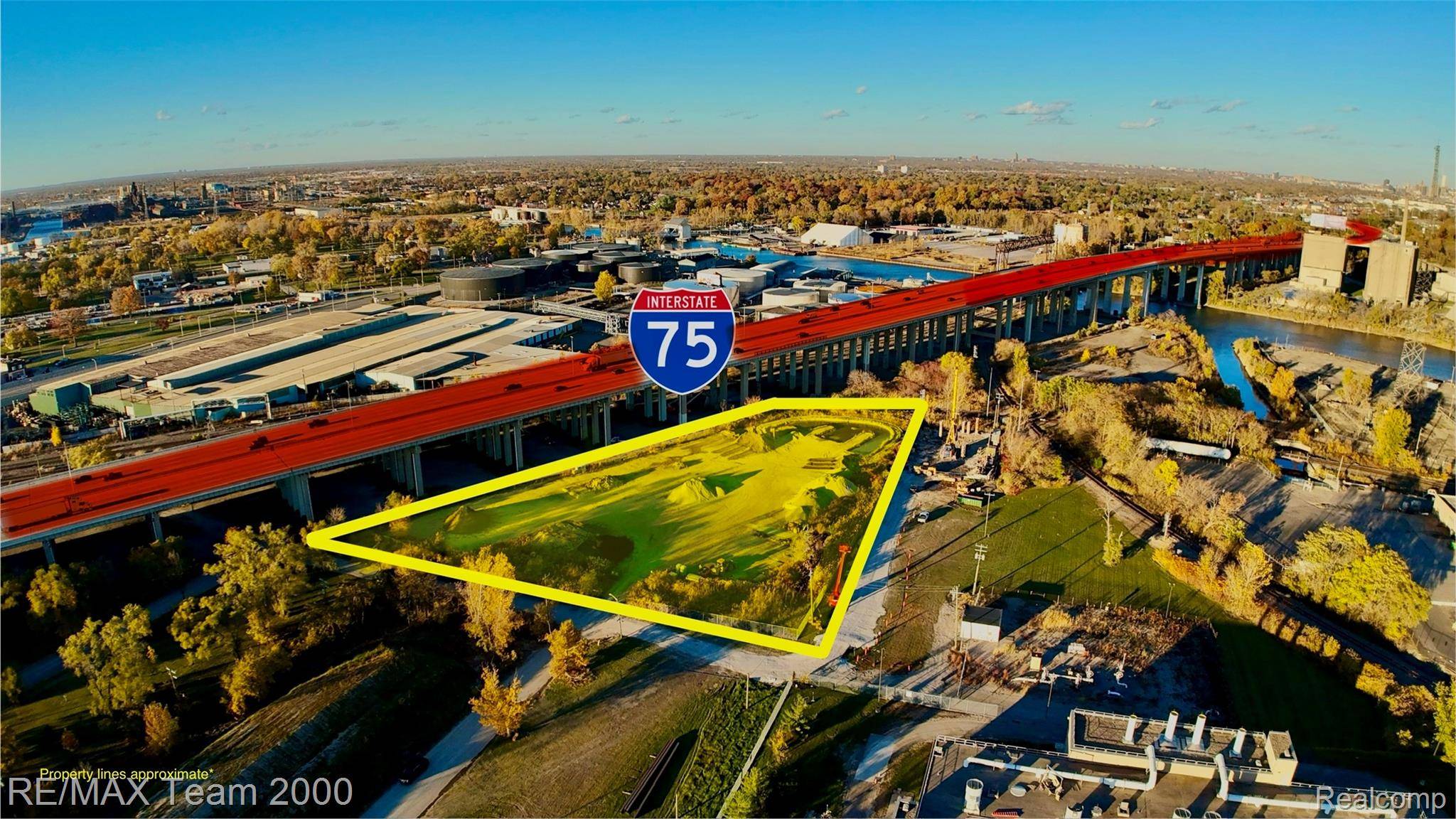 12501 Sanders ST, Detroit, MI 48217