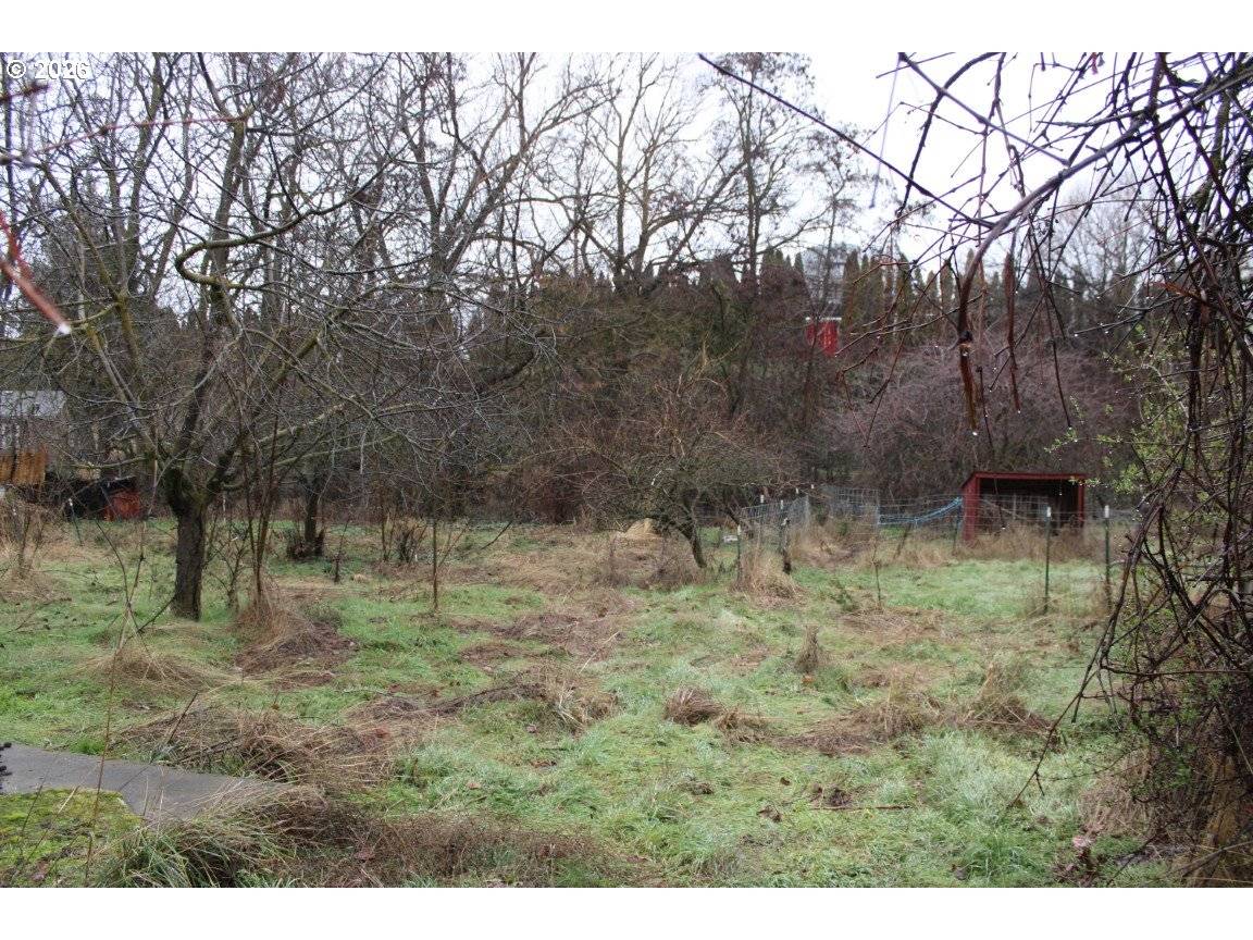 419 N WATER ST, Weston, OR 97886