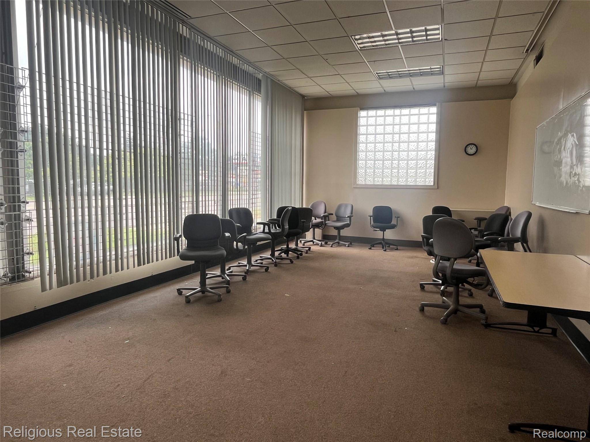 18900 Joy RD, Detroit, MI 48228