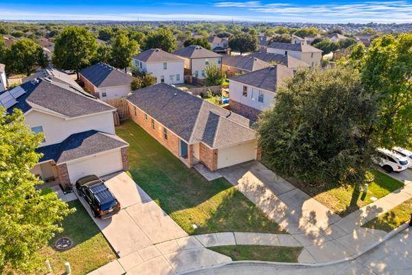 6724 Meadow Way Lane, Fort Worth, TX 76179