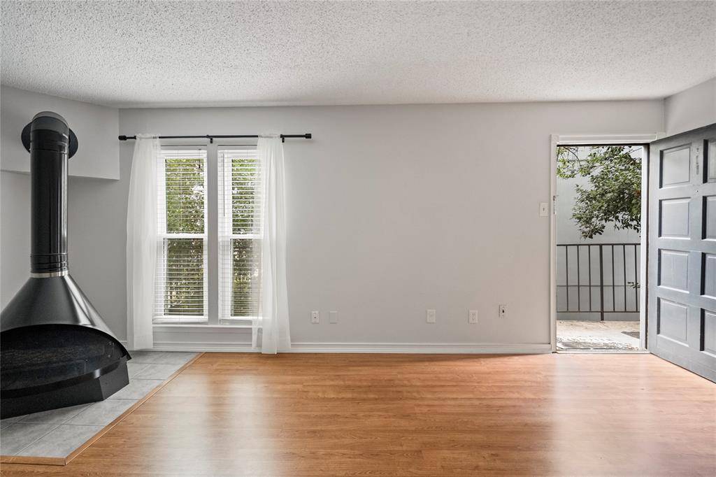 4020 Holland Avenue #202, Dallas, TX 75219