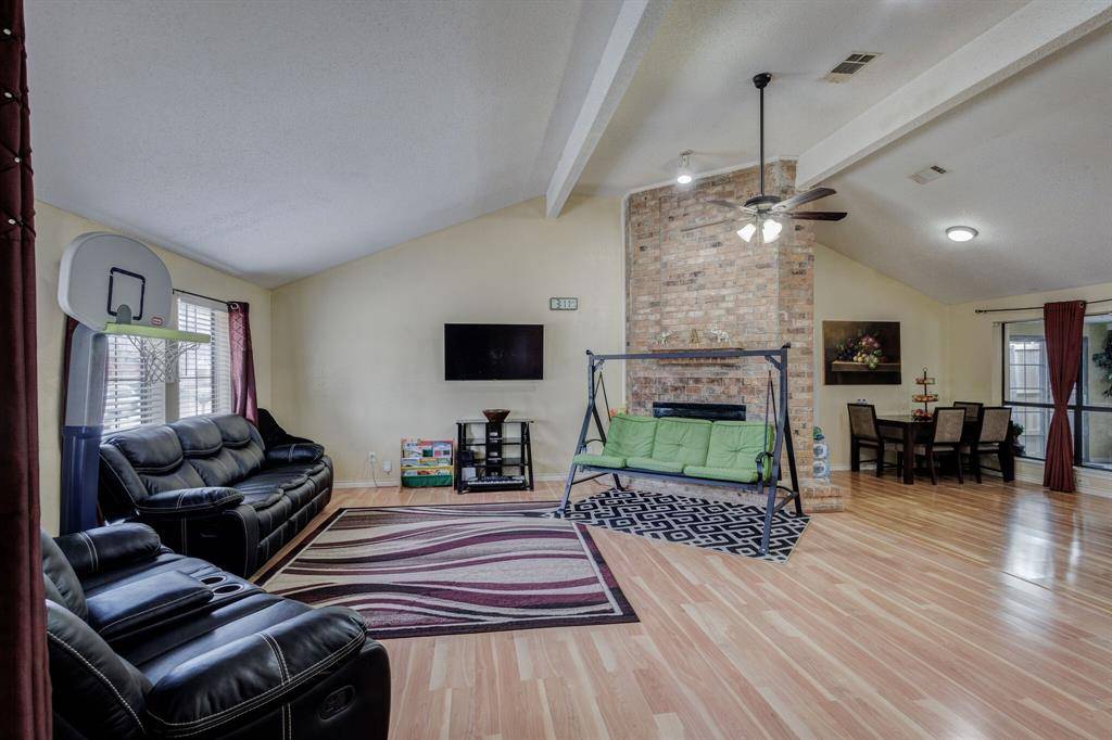 716 Fieldwood Drive, Mesquite, TX 75150