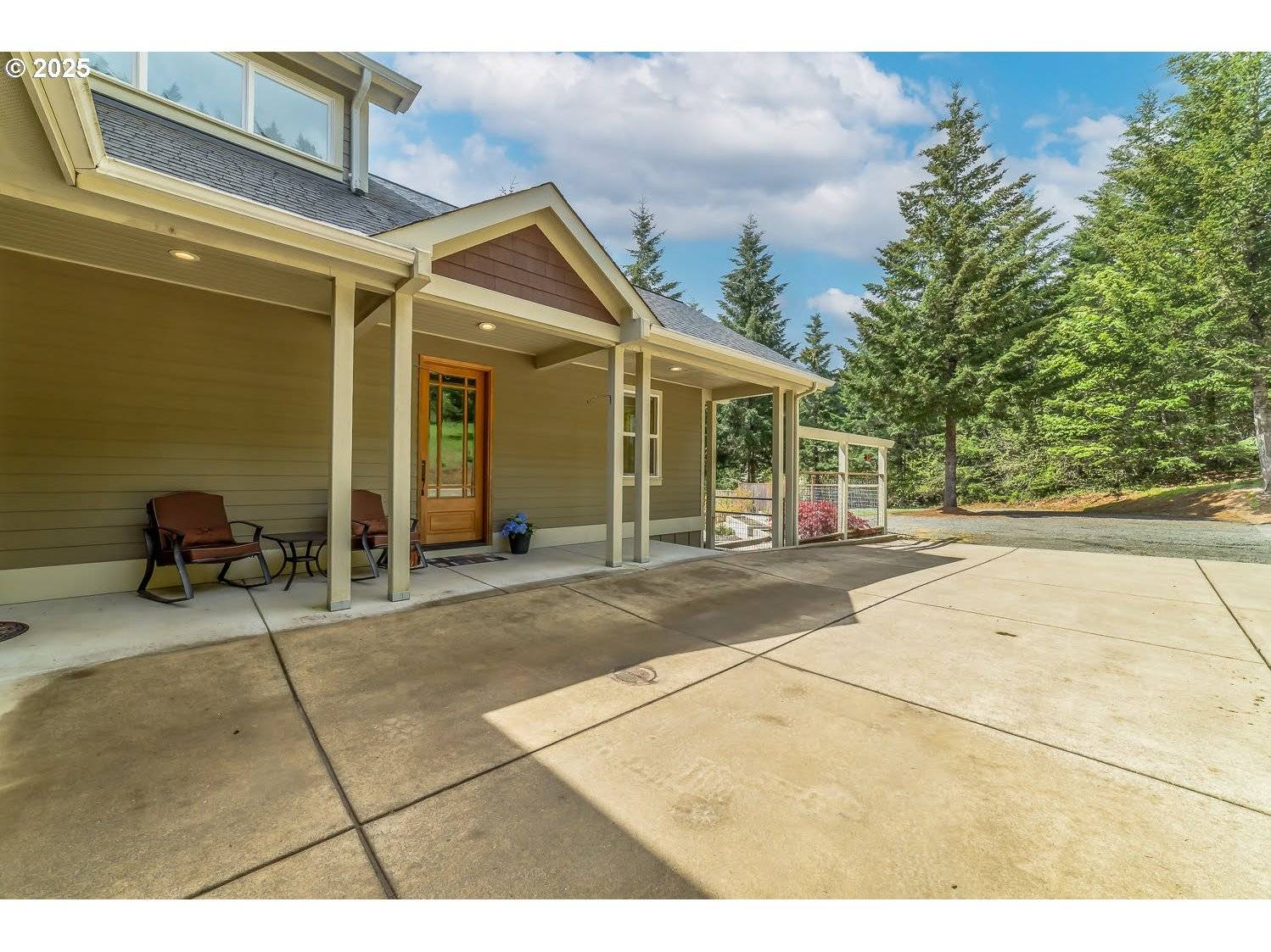 21626 GLAZE RD, Veneta, OR 97487