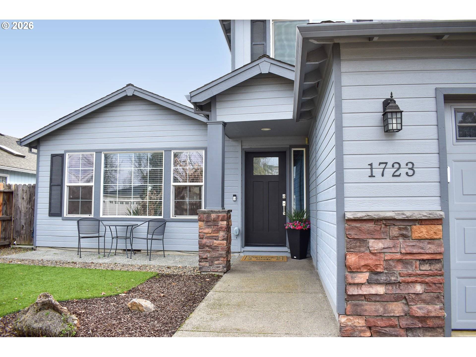 1723 WESTWOOD DR, Medford, OR 97501