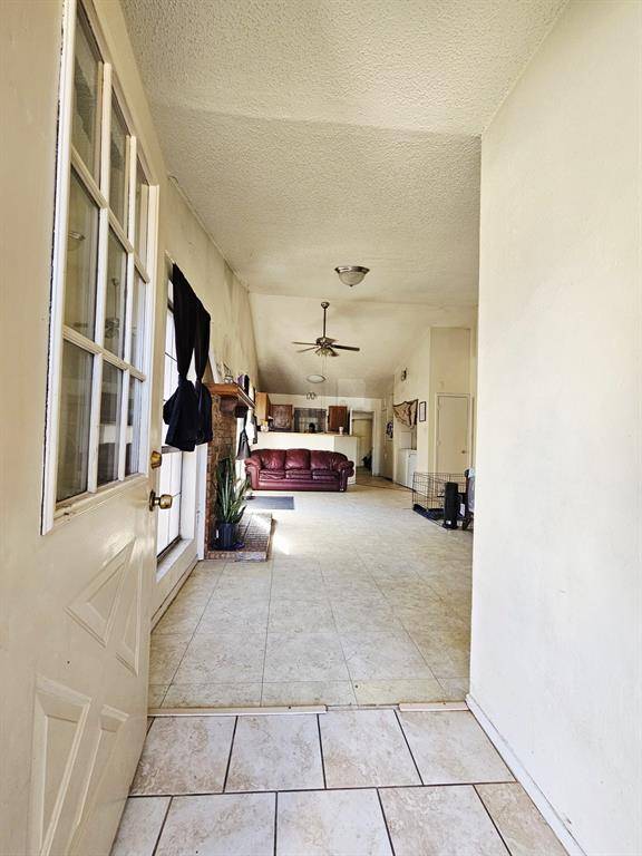 817 Colchester Drive, Mesquite, TX 75149