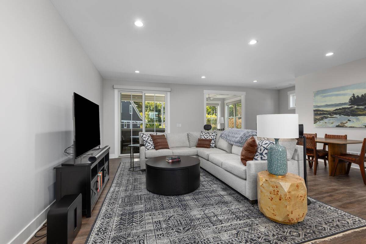 7033 Ada Depot DR SE, Ada Twp, MI 49301