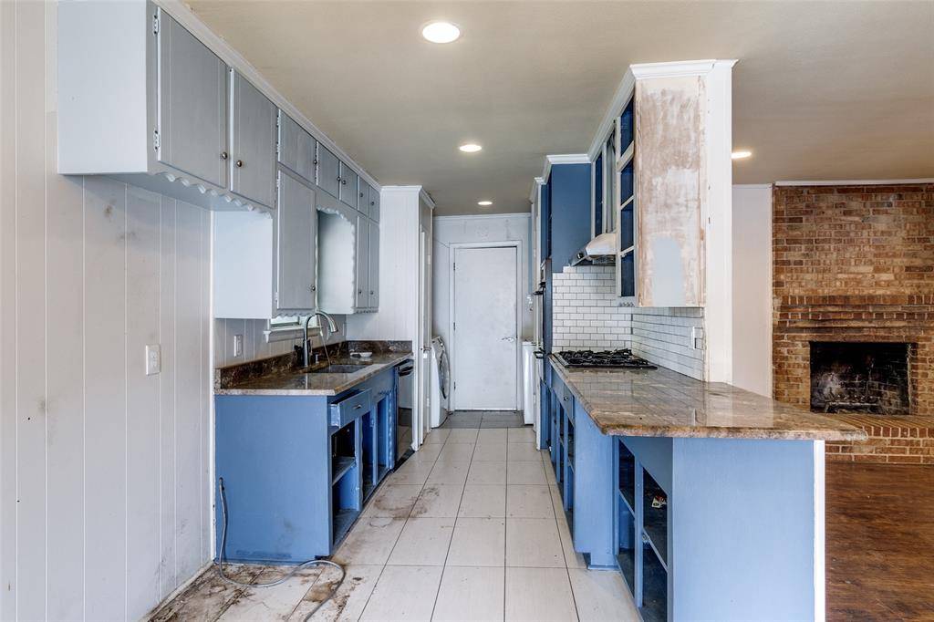 10785 Coogan Street, Dallas, TX 75229