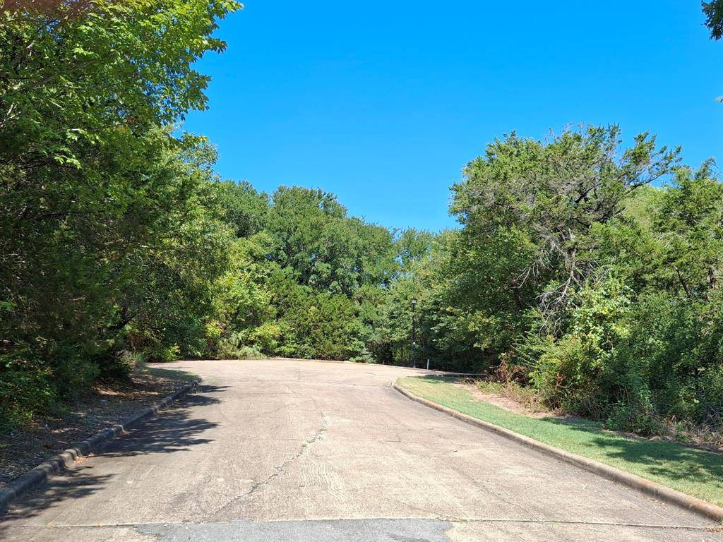 606 Mulberry Court, Cedar Hill, TX 75104