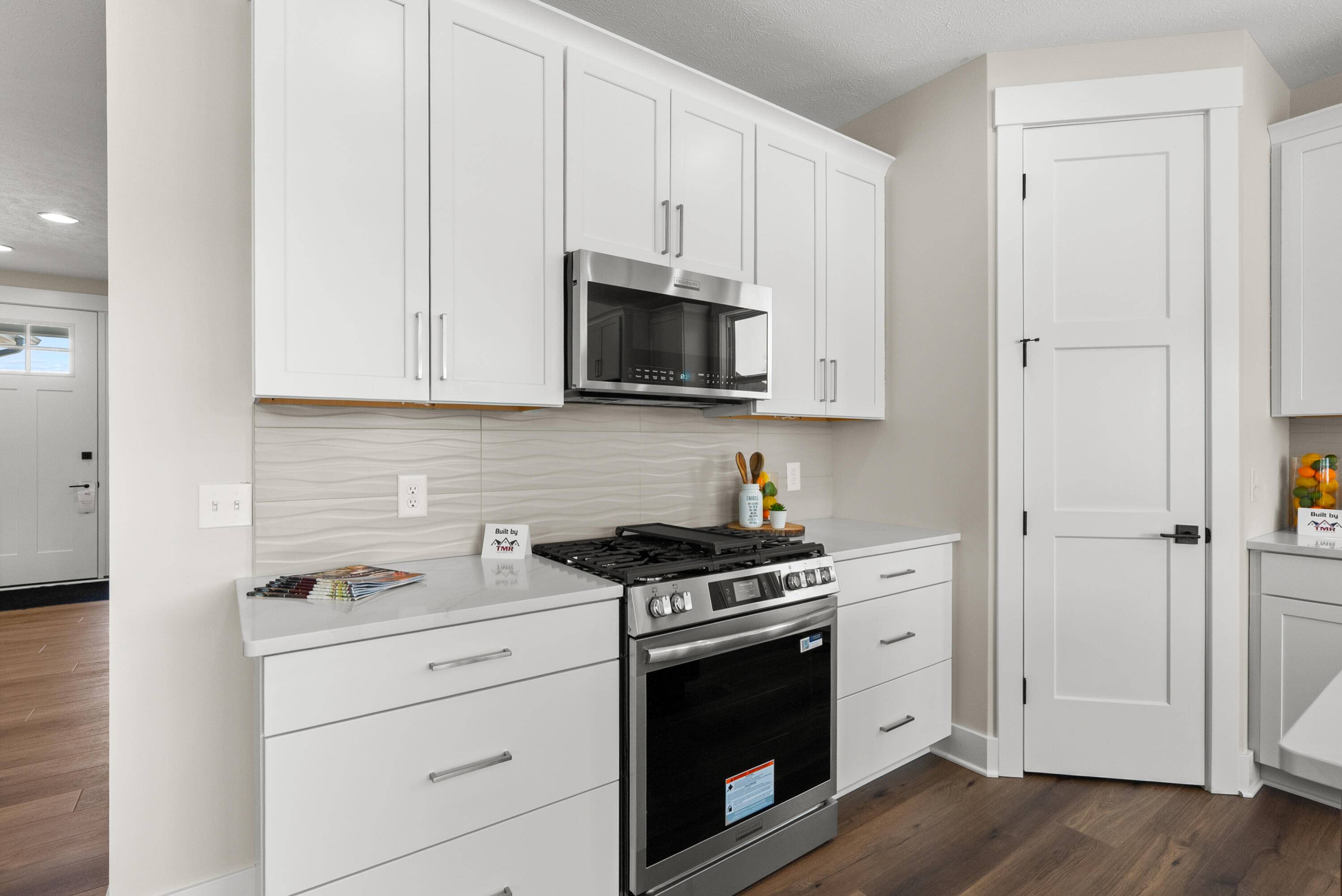 735 Briella CT, Portage City, MI 49024