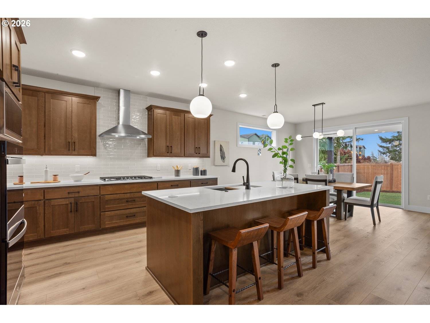 9325 SW Salinan ST, Tualatin, OR 97062