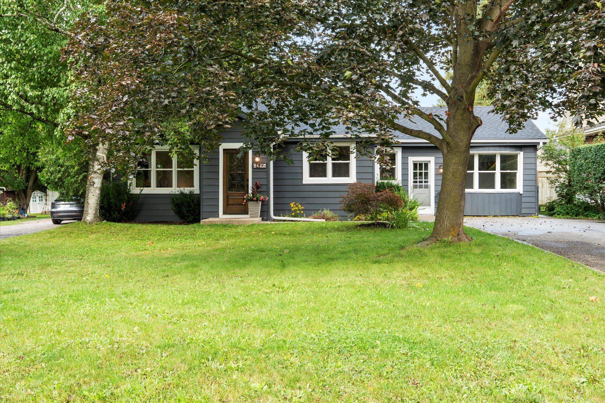 6295 Guelph Line, Burlington, ON L7P 0A6