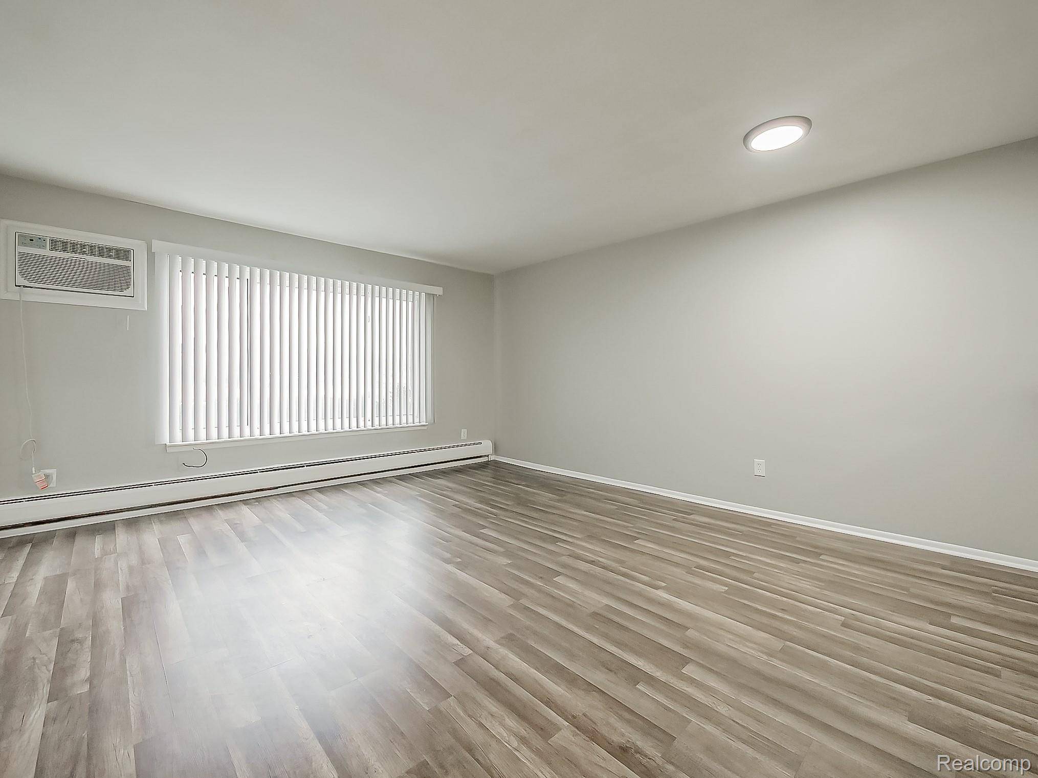 1494 Nancywood Drive #3, Waterford Charter Township, MI 48327