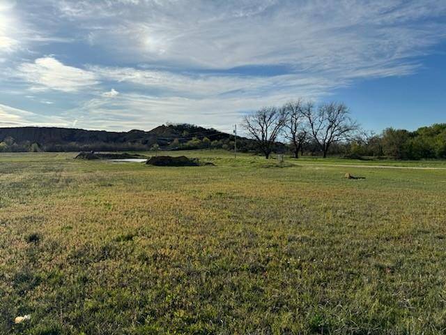 1690 CR 119, Gordon, TX 76453
