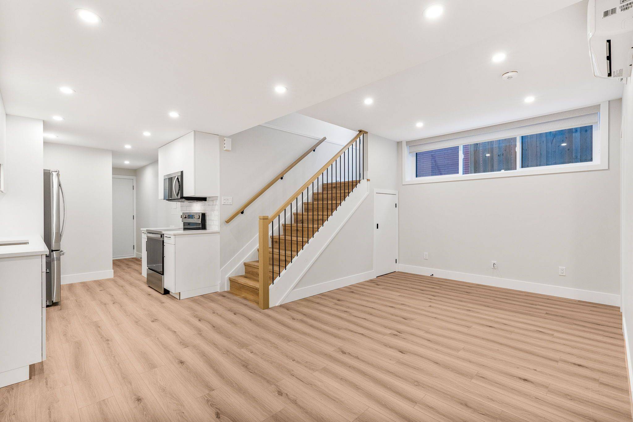 1348 Avenue Q AVE #B, Alta Vista And Area, ON K1G 0B6