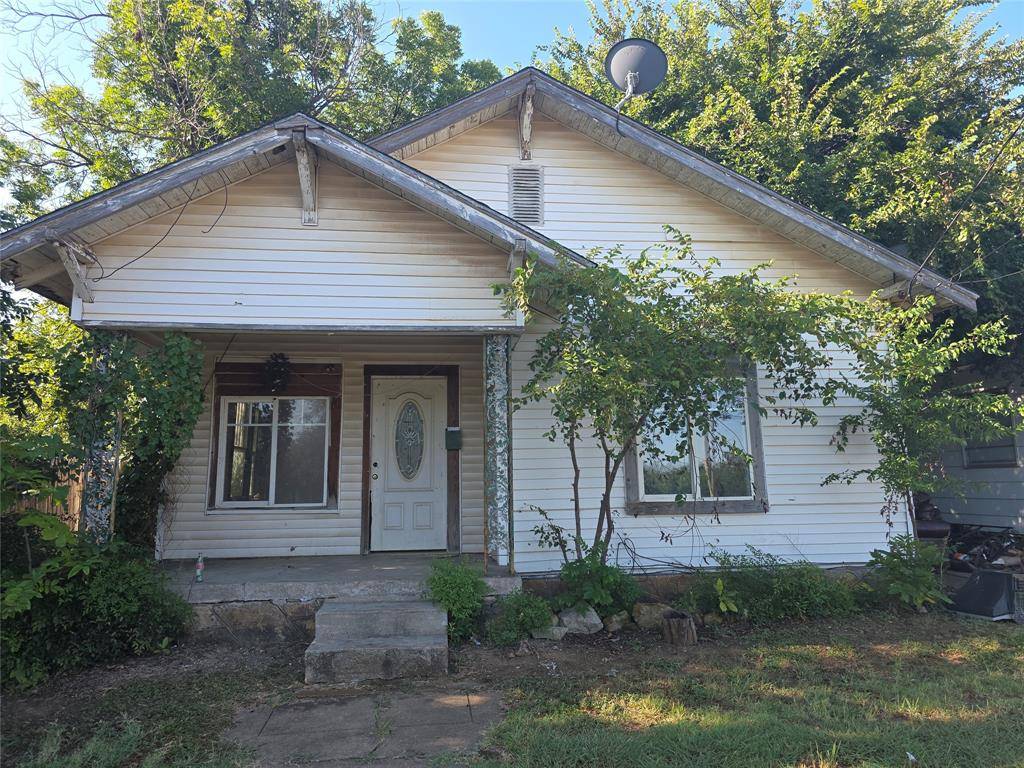 905 W Walker Street, Breckenridge, TX 76424