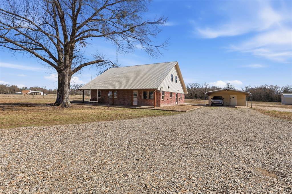 397 Rs County Road 4452, Point, TX 75472