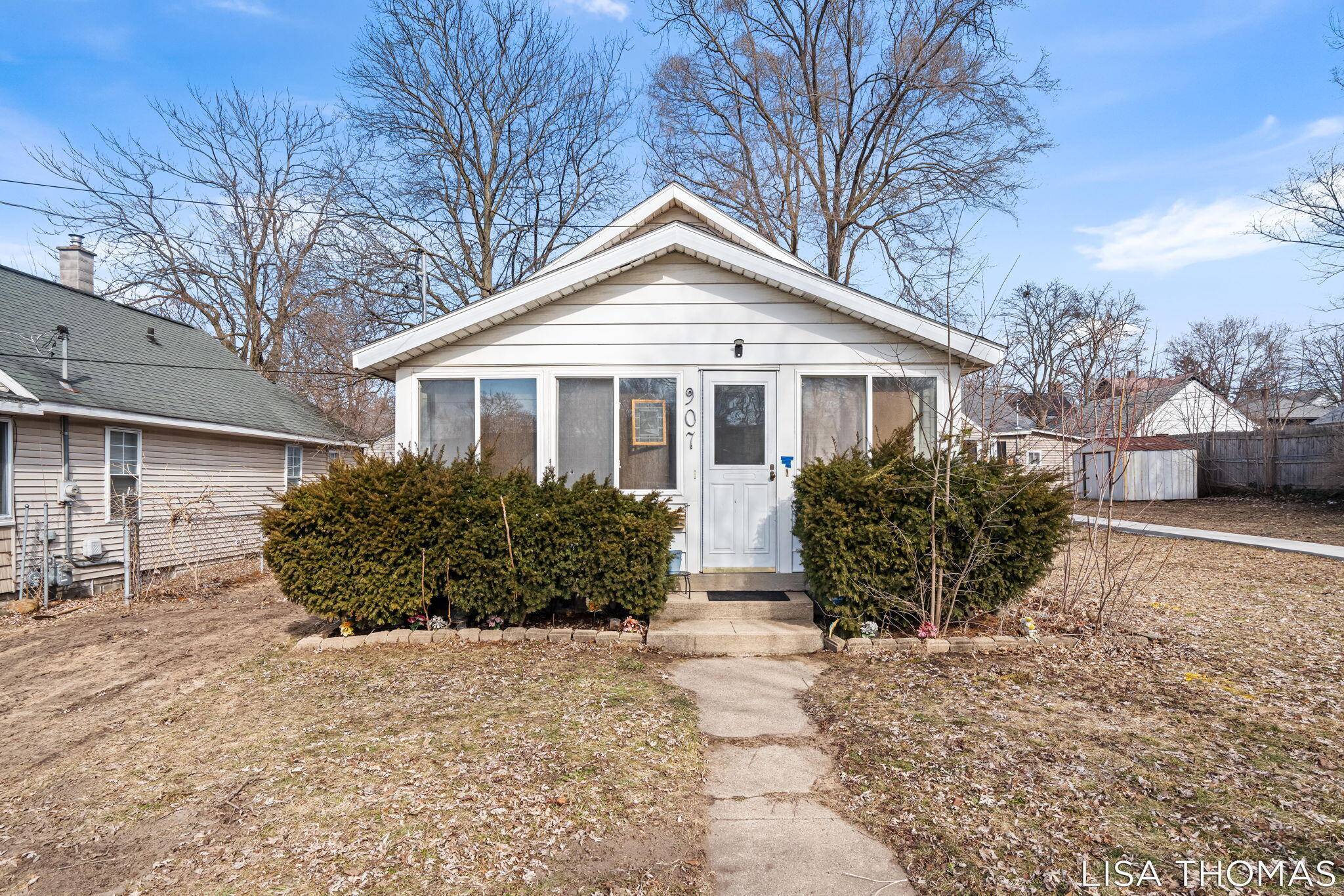 907 Merritt ST SE, City Of Grand Rapids, MI 49507