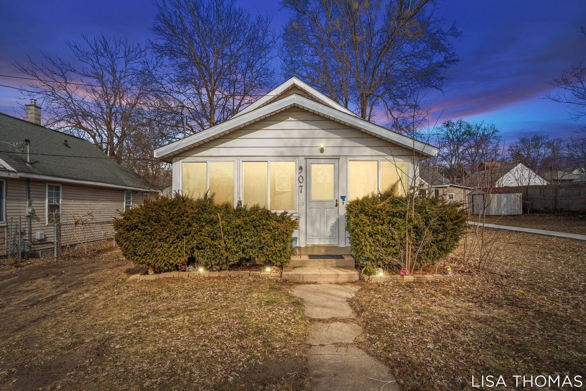 907 Merritt ST SE, City Of Grand Rapids, MI 49507