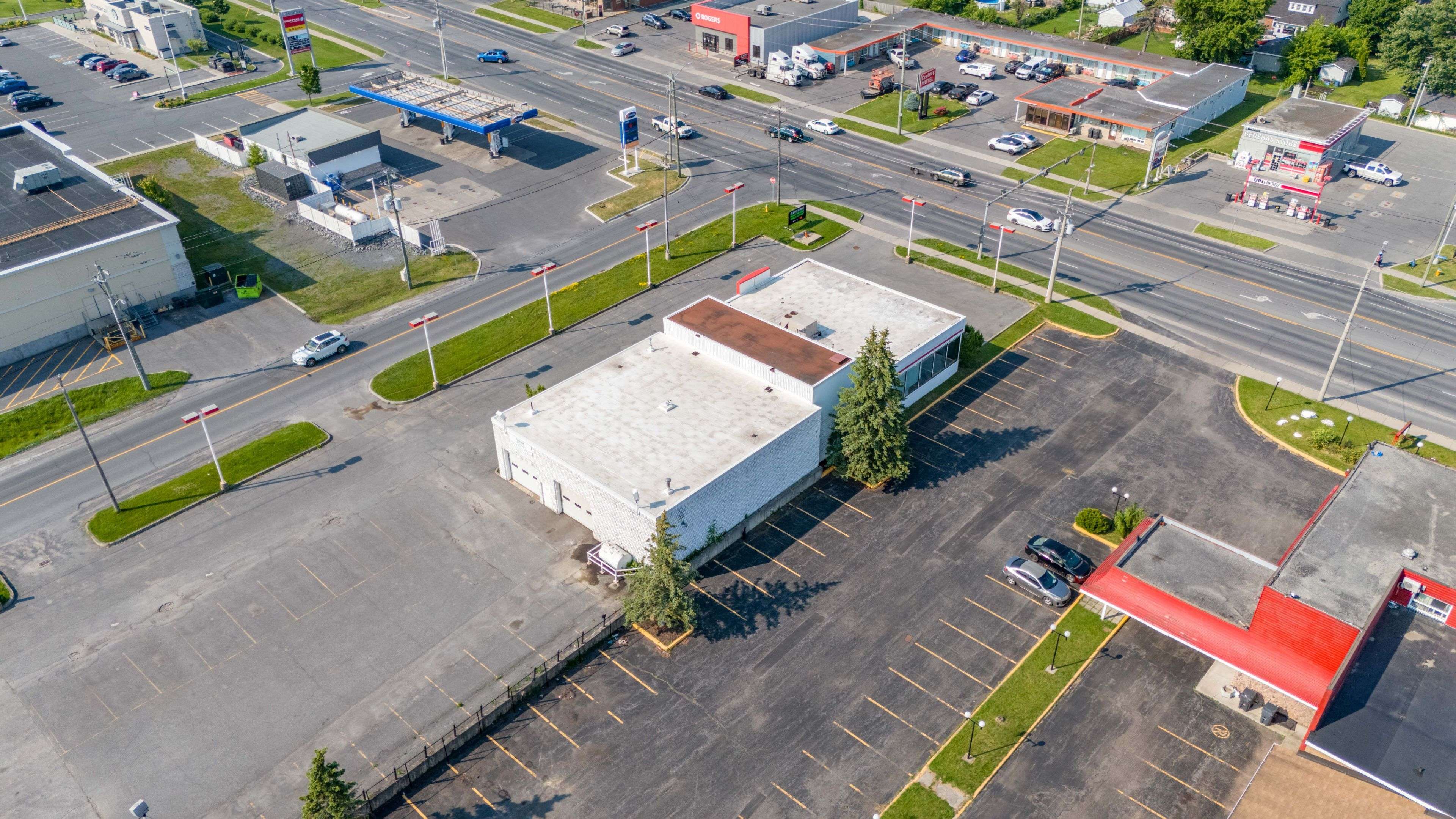 1200 Brookdale AVE N, Cornwall, ON K6J 4P4