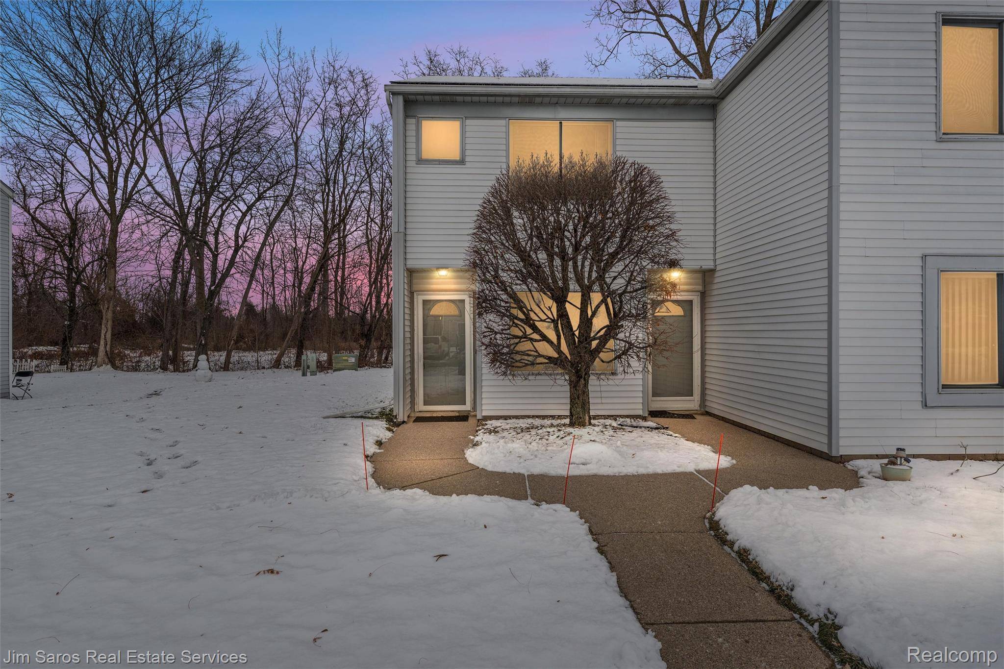 64 Rosebud LN, Mtclemenscity_macomb, MI 48043