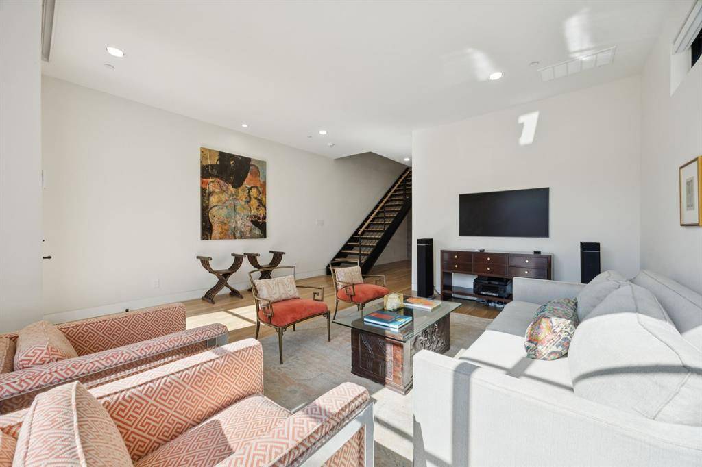 3672 Asbury Street, University Park, TX 75205