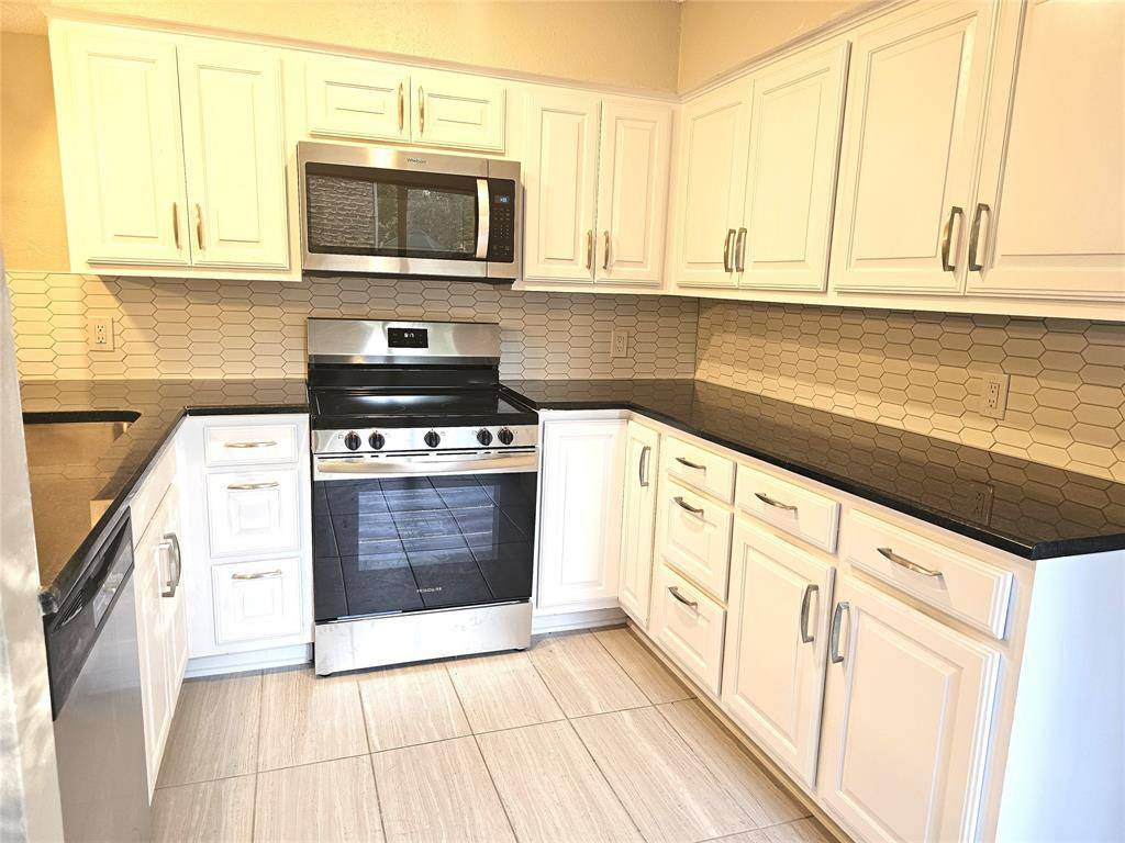 871 Dublin Drive #D, Richardson, TX 75080