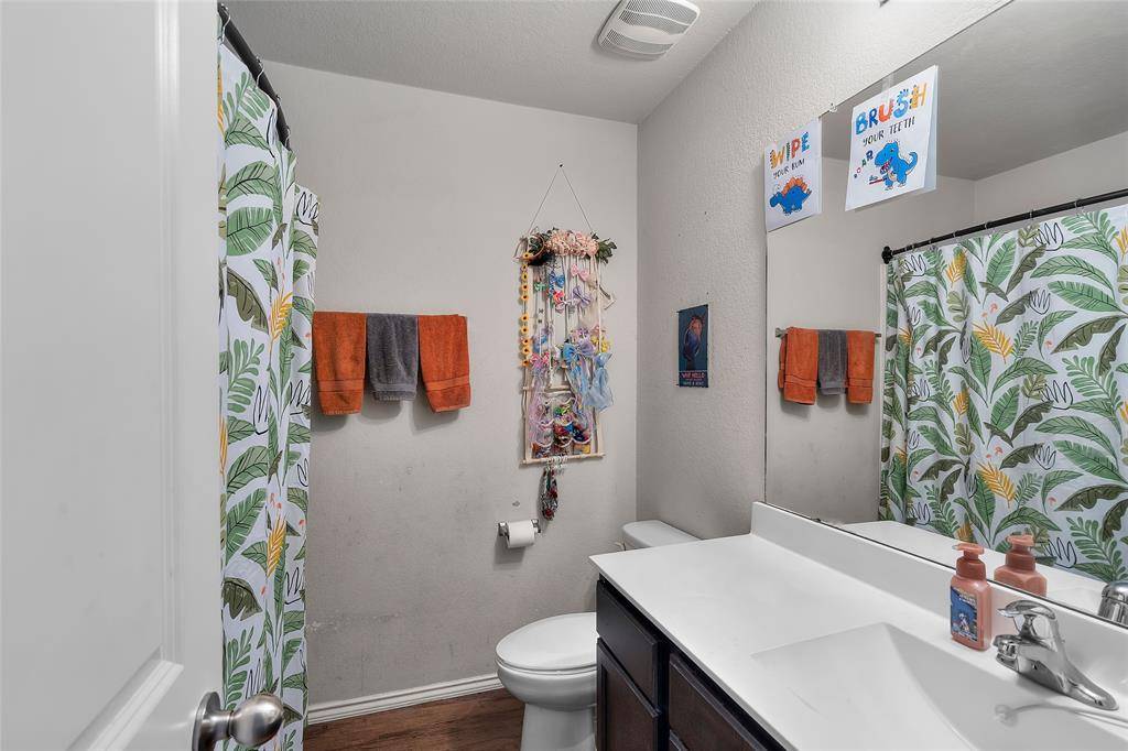 14011 Lake Crescent Drive, Conroe, TX 77384