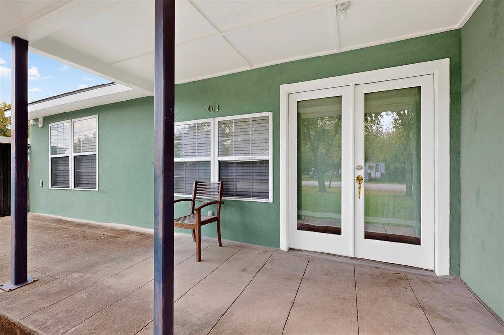 409 Dewitt Street, Wilmer, TX 75172