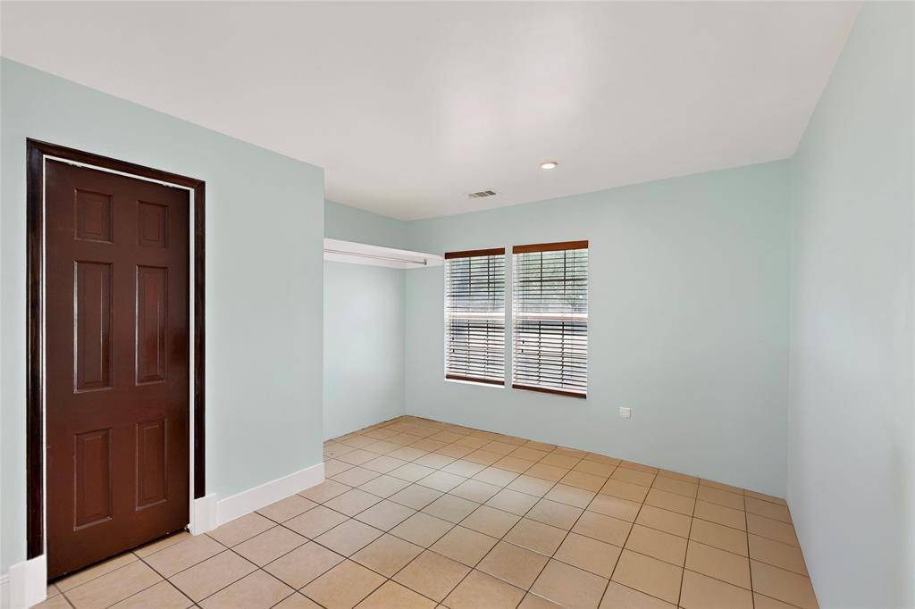 409 Dewitt Street, Wilmer, TX 75172