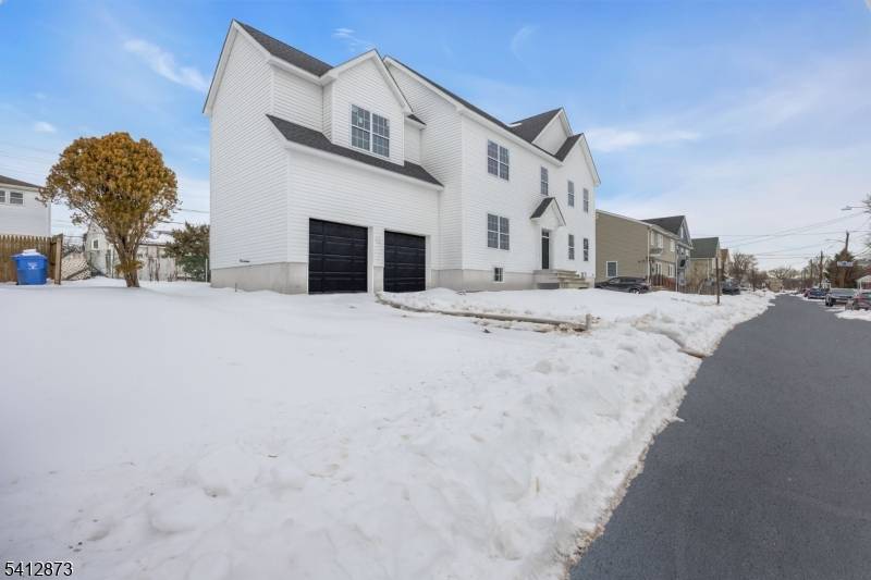 1027 Mereline Ave, Woodbridge Twp., NJ 07001