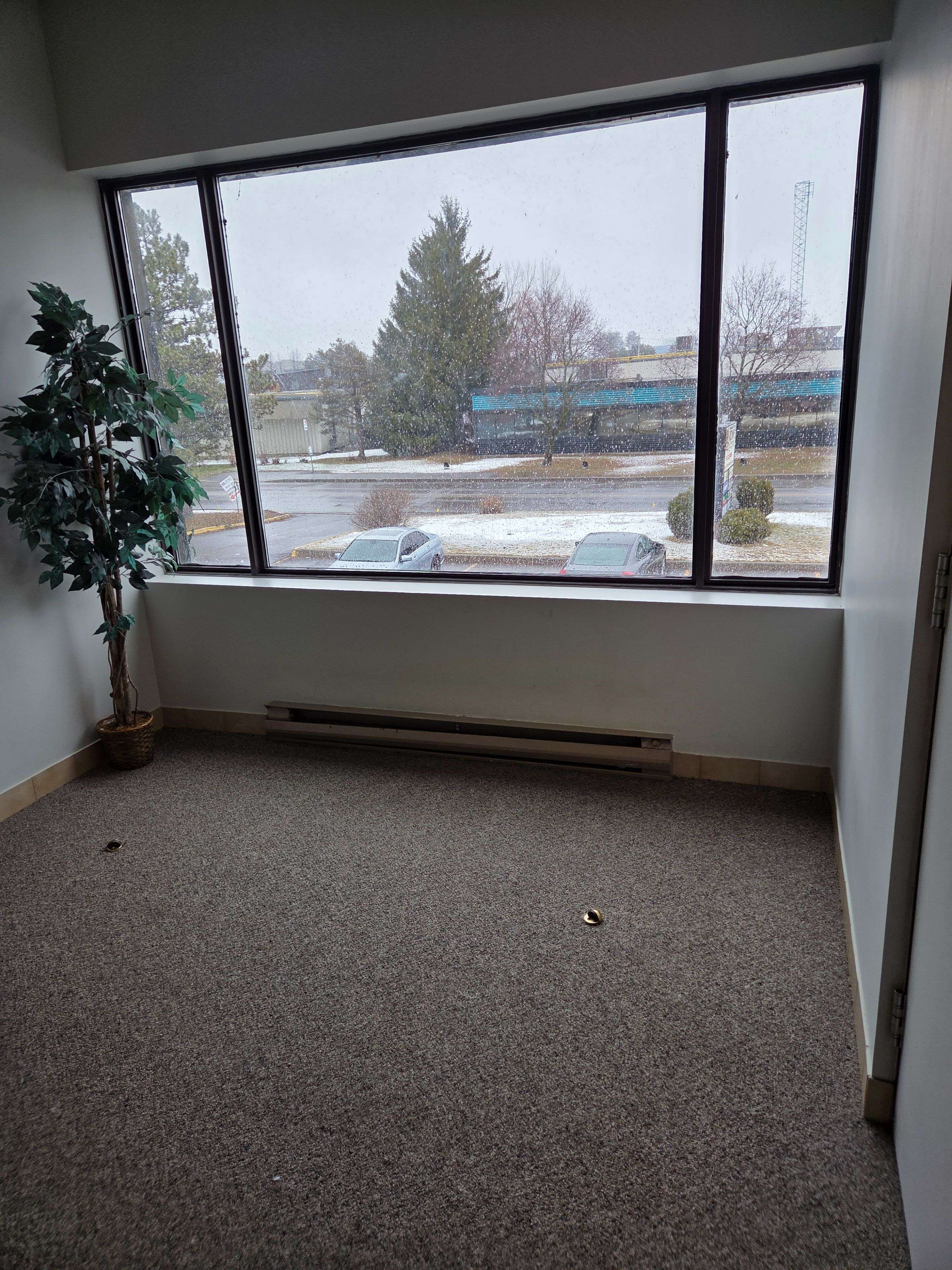 58 Antares DR #2, Country Place - Pineglen - Crestview And Area, ON K2E 7W6