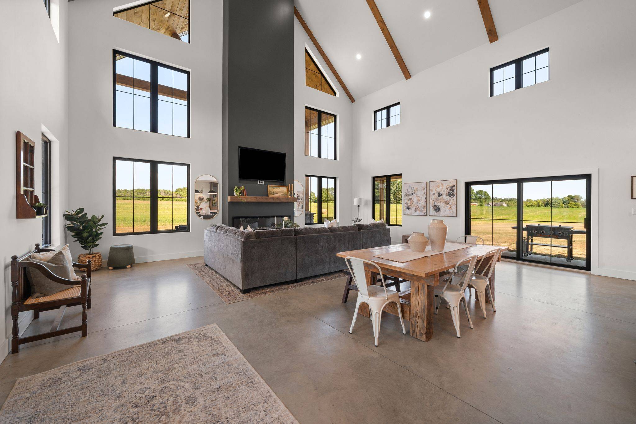 708 Scriver RD, Brighton, ON K0K 1H0