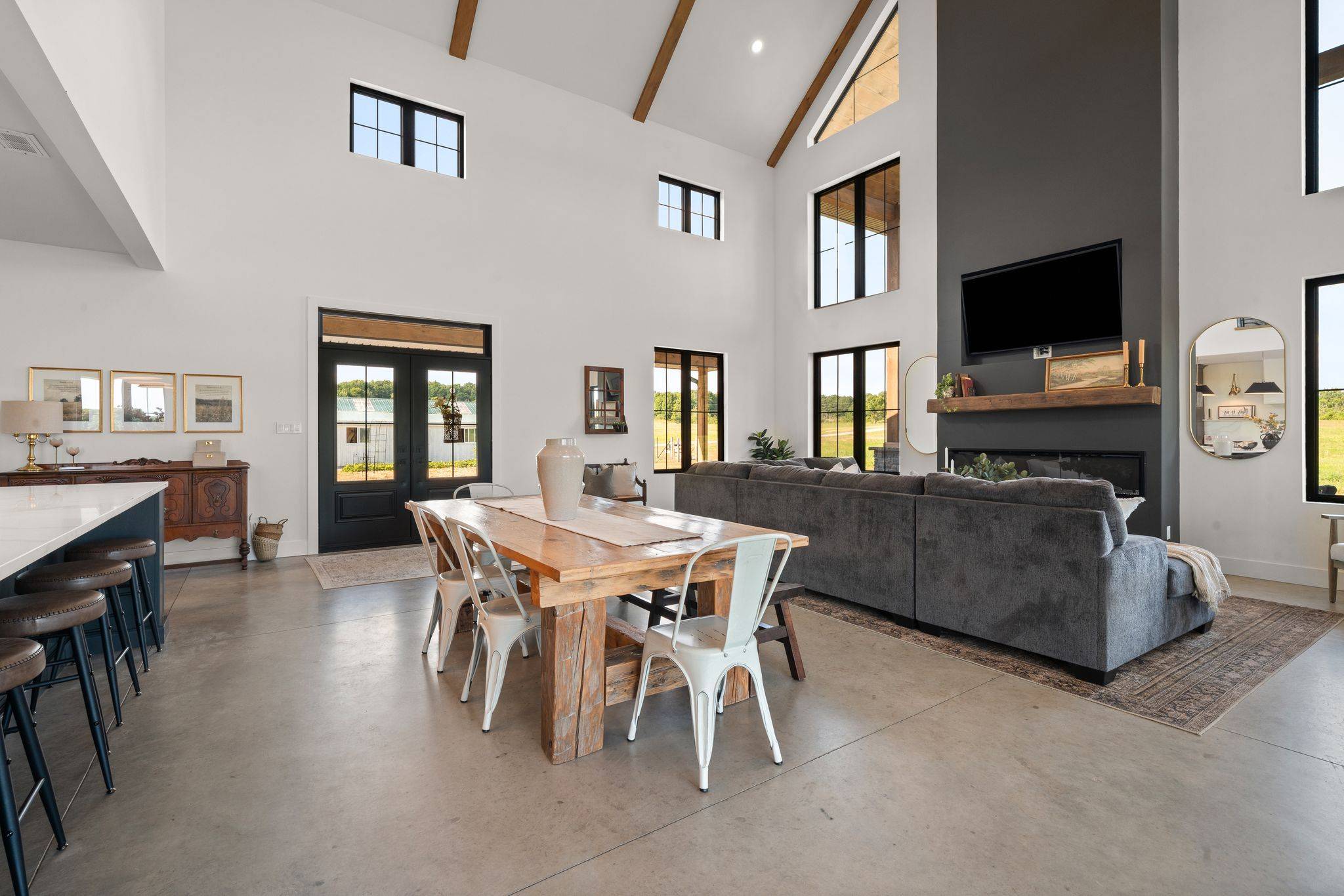 708 Scriver RD, Brighton, ON K0K 1H0