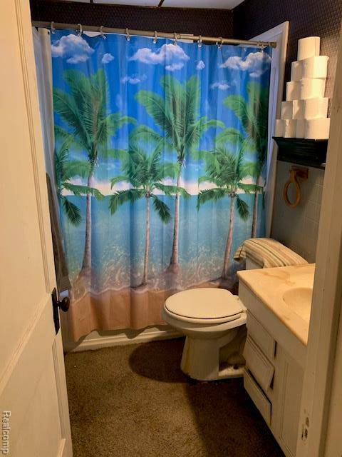 1024 Ossington AVE, Flint, MI 48507