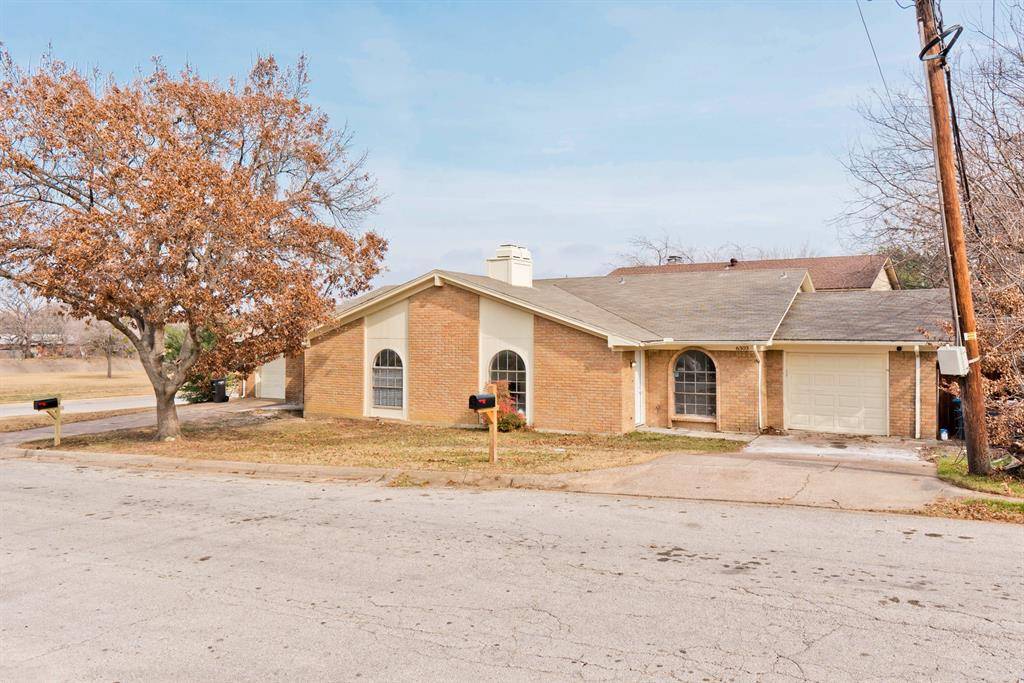 6301 & 6303 Shasta Trail, Fort Worth, TX 76133
