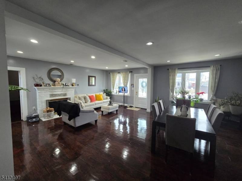 109 Bradley Ave, Bergenfield Boro, NJ 07621