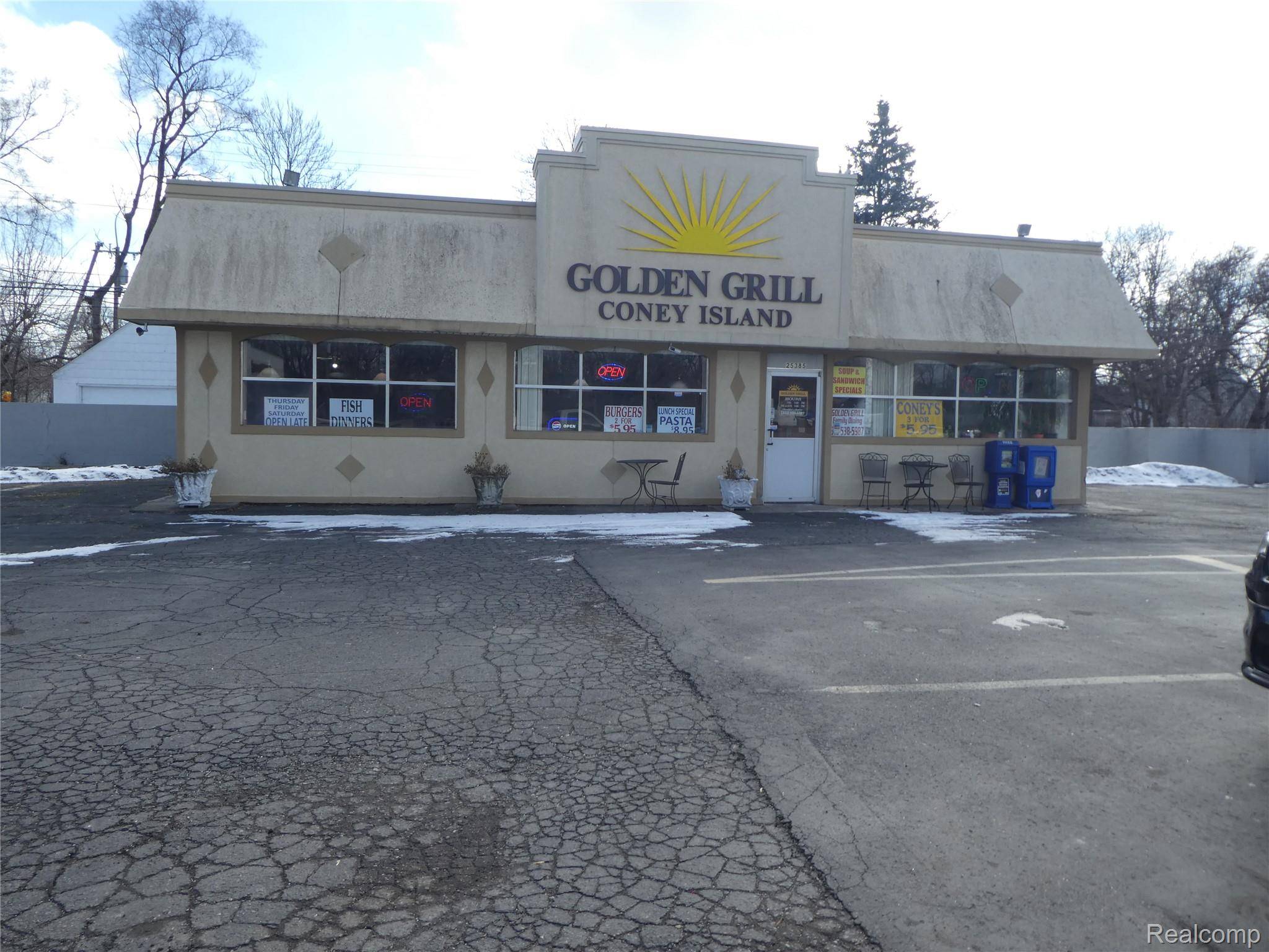 25385 5 Mile RD, Redford Charter Township, MI 48239