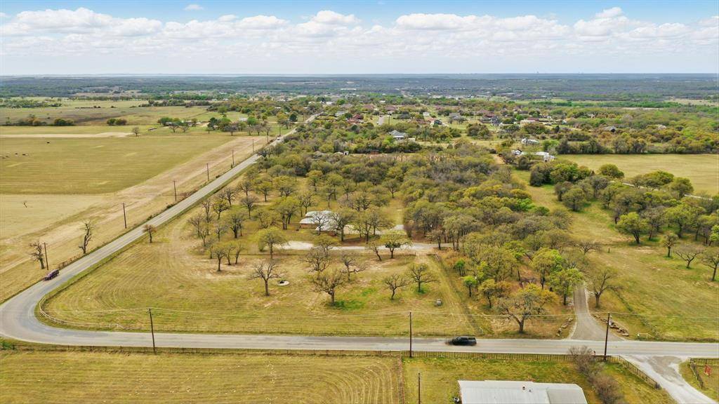 606 Grindstone Road, Brock, TX 76087