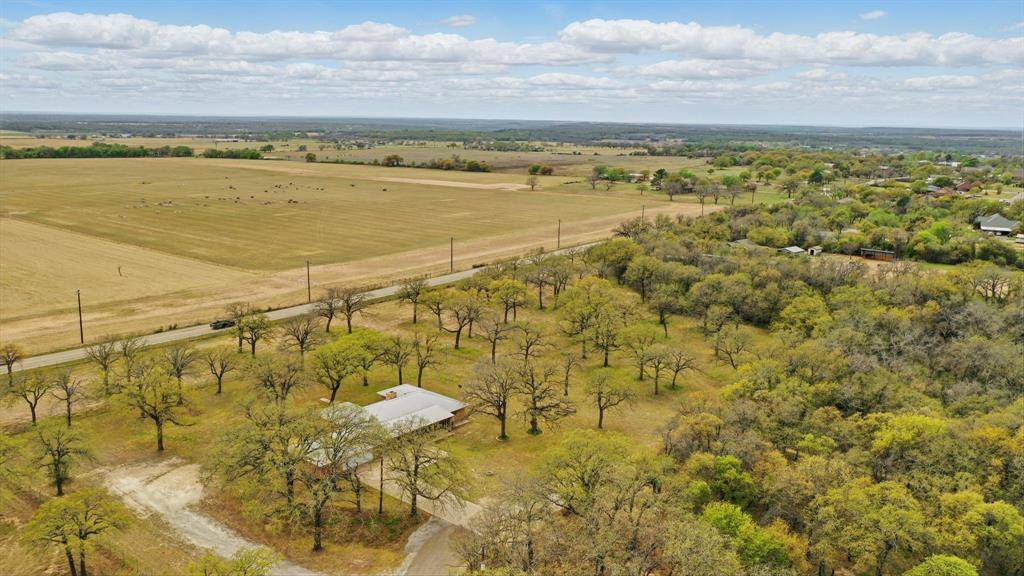 606 Grindstone Road, Brock, TX 76087